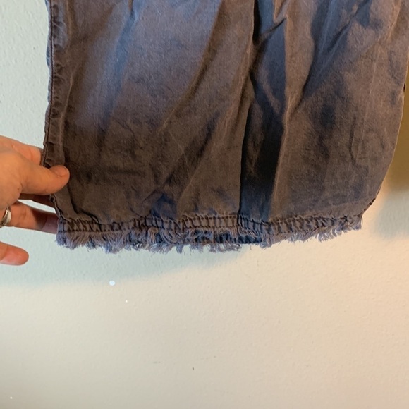 Susina Tencel Lyocell Raw Hem Wide Leg Pants in Ebony Gray Lounge Cropped XS - Picture 5 of 14